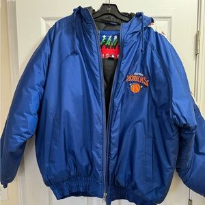 NBA Fans Gear New York Knicks 90’s Vintage Insulated Men’s Jacket (Size XL)